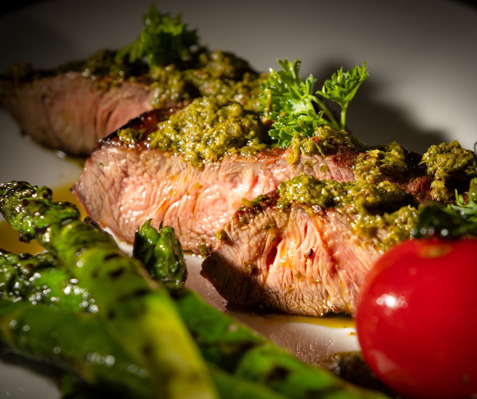 20189705_liv_dinereview_801grillKS002